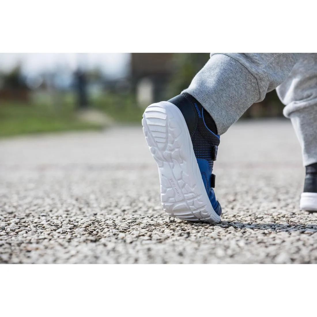 Actiwalk 100 Children's Fitness Walking Shoes