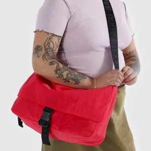 Baggu Nylon Messenger Bag in Candy Apple