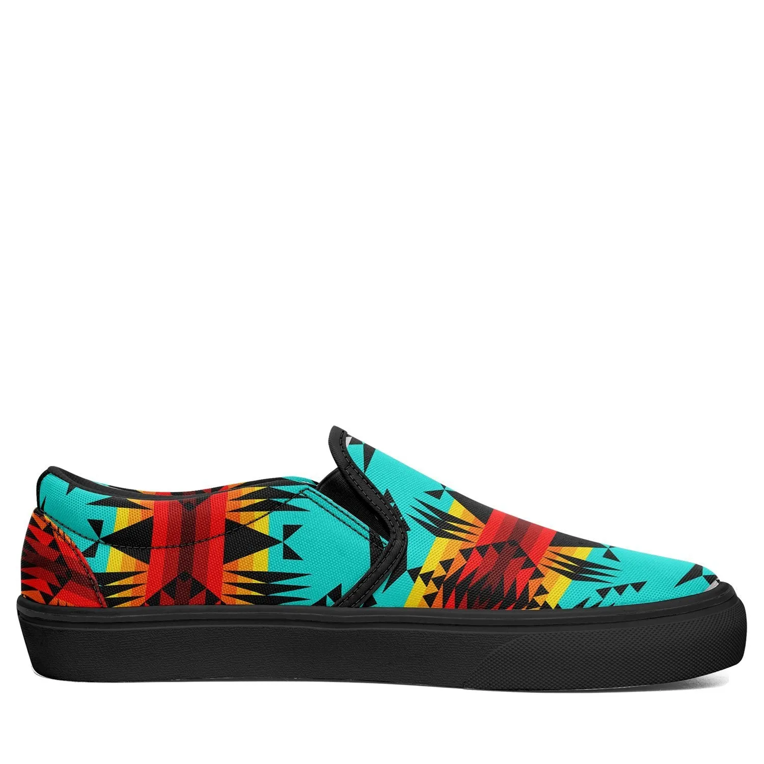 Between the Mountains Otoyimm Canvas Slip On Shoes