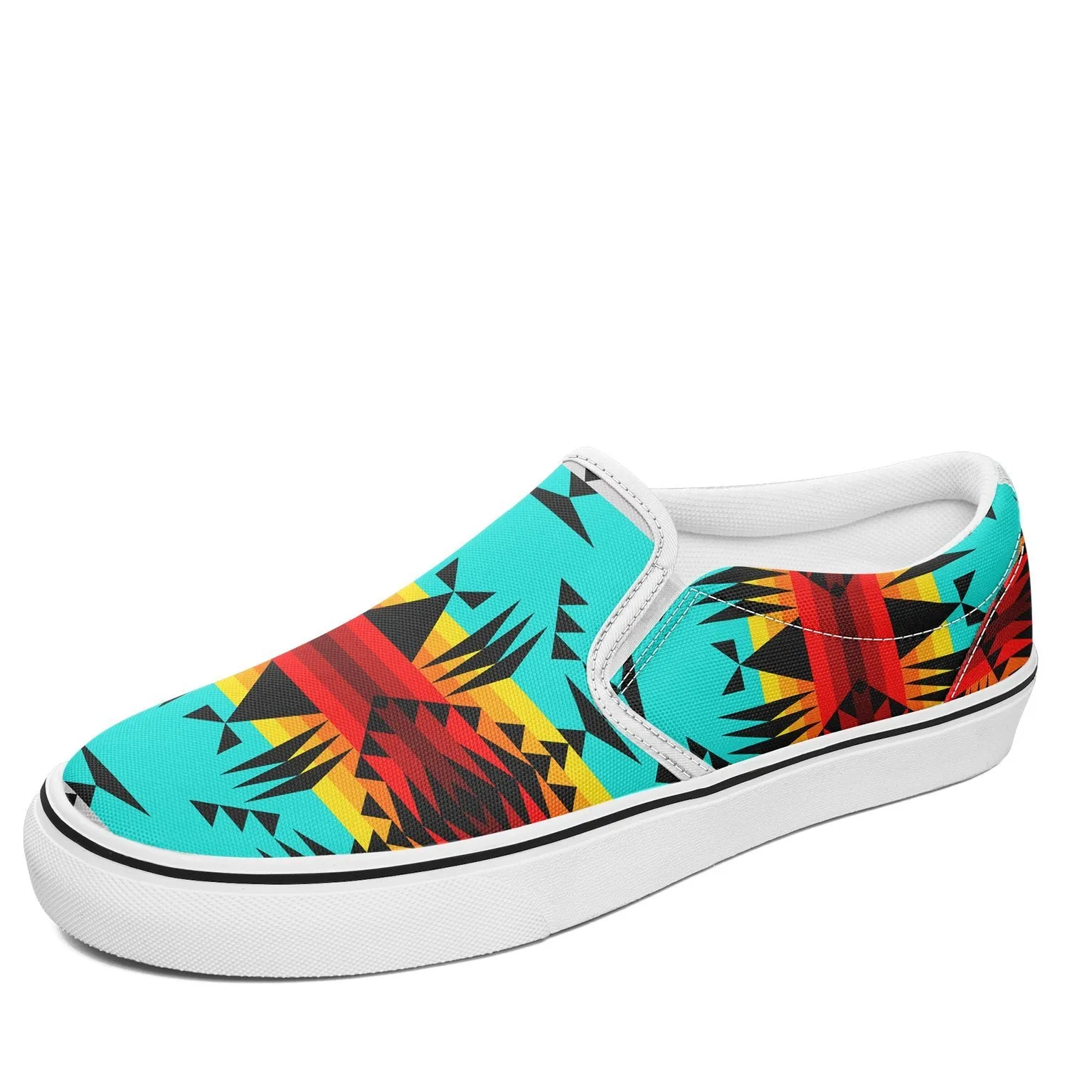 Between the Mountains Otoyimm Canvas Slip On Shoes
