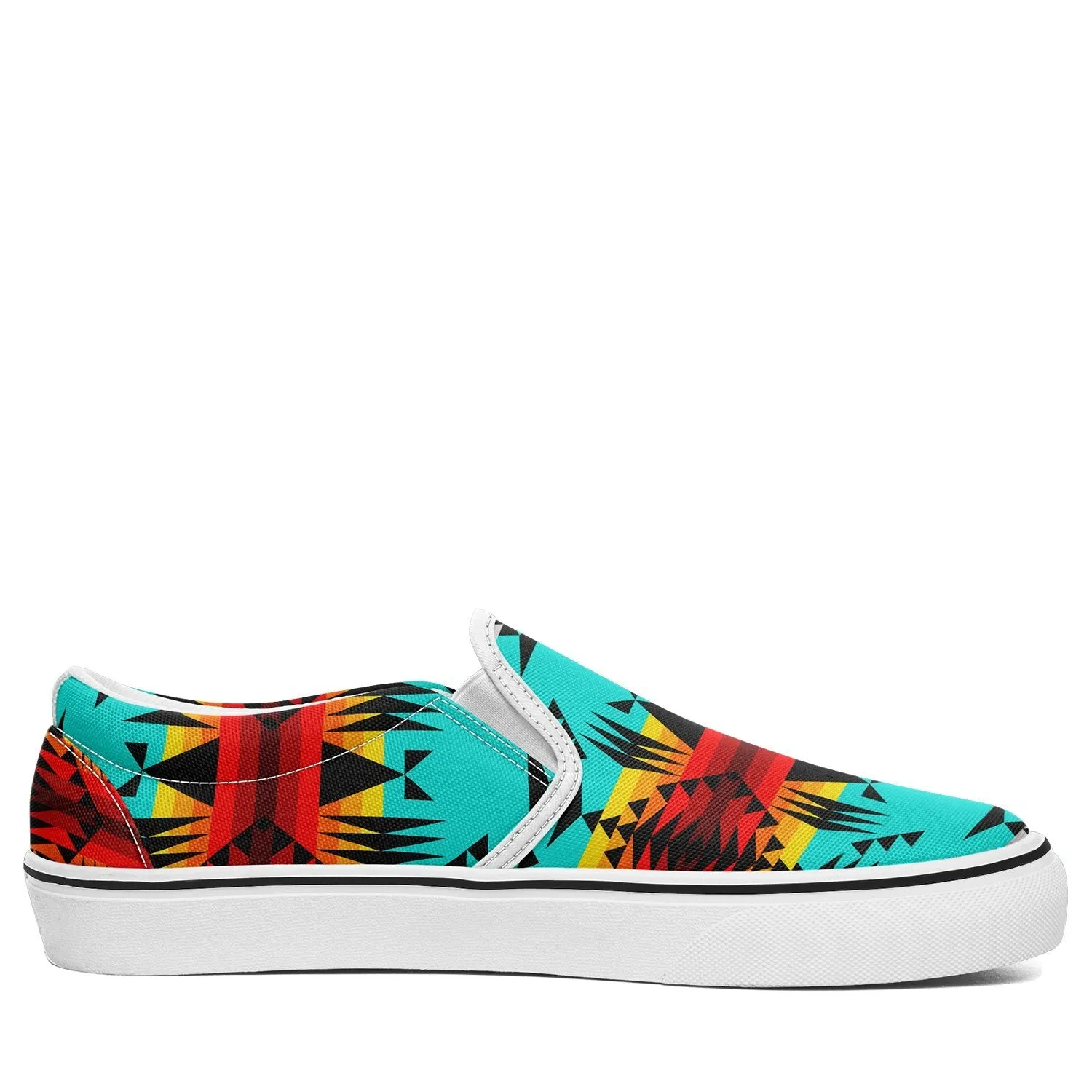 Between the Mountains Otoyimm Canvas Slip On Shoes