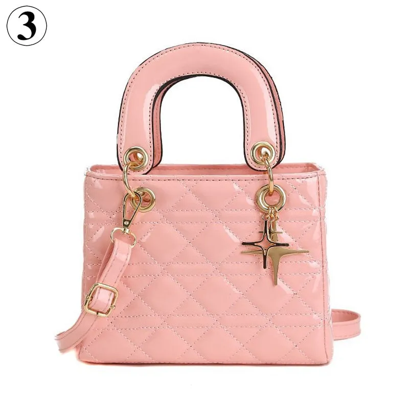 Christmas Gift Luxury Design Tote Bags For Women 2024 New Fashion Handbags Ladies Shoulder Bags Trending Lingge Chain Crossbody Bag And Purse