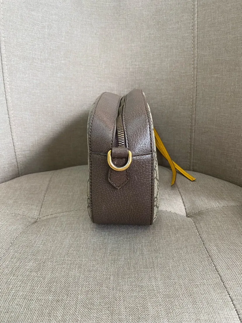 Gucci Beige GG Canvas Camera Bag with Green Red Strap 23x13cm