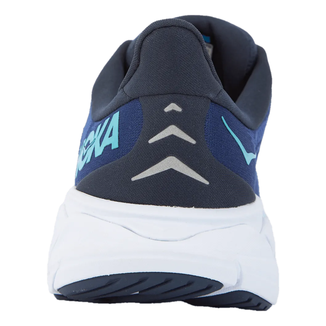 M Arahi 6 Outer Space / Bellwether Blue