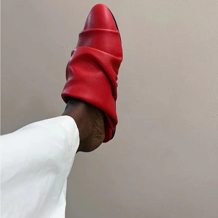 Roro Closed Toe Slip On Shoe - Red
