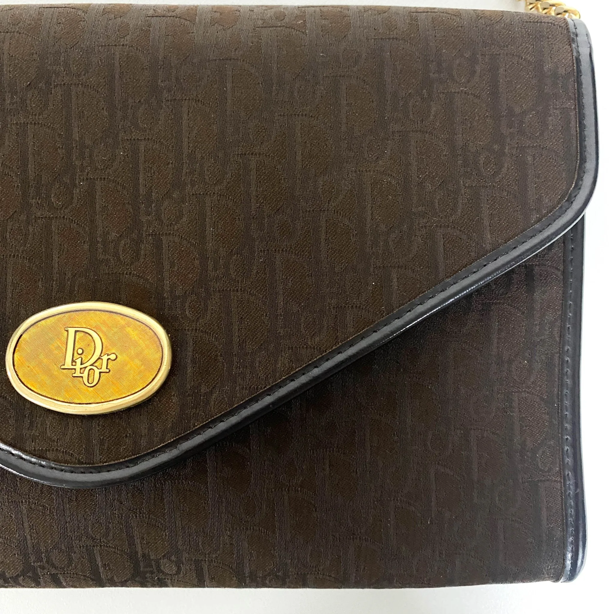 Trotter Oblique Brown Chain Shoulder Crossbody Bag